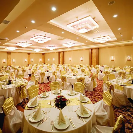 تراس بيتش ريزورت الشامل كلياً منتجع