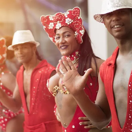 تراس بيتش ريزورت الشامل كلياً