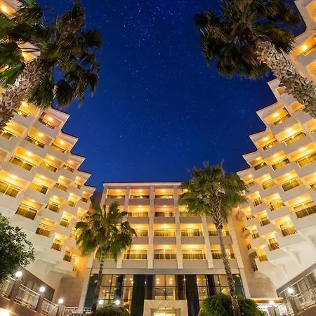 منتجع تراس بيتش ريزورت الشامل كلياً سيدي