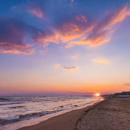 منتجع تراس بيتش ريزورت الشامل كلياً سيدي