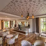 Terrace 5* Side